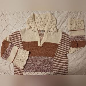 BKE Women's Boxy Hooded Sweater - Cream and Brown